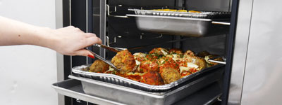 Universal Trays & Pans